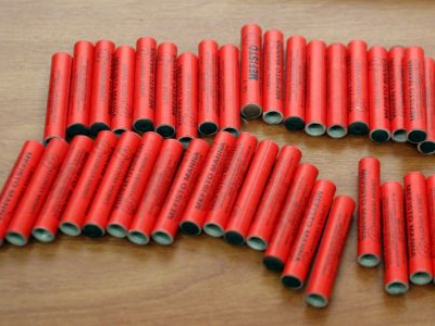 Συνελήφθη περιπτερούχος που πουλούσε κροτίδες