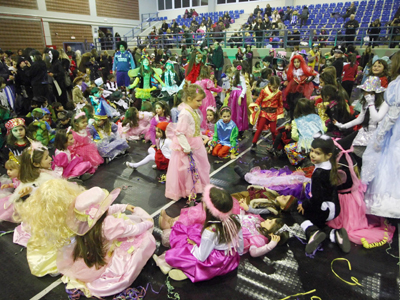 Ξέφρενο ξεφάντωμα για μικρούς και μεγάλους