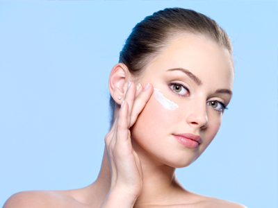 Tips για λαμπερό δέρμα στην περίοδο