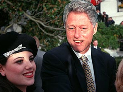 Δημοπρατούνται αντικείμενα της έρευνας για το σκάνδαλο Λεβίνσκι