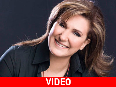 Λένα Αλκαίου: «Ο κόσμος έχει ανάγκη να ξεφύγει» Λένα Αλκαίου: «Ο κόσμος έχει ανάγκη να ξεφύγει»