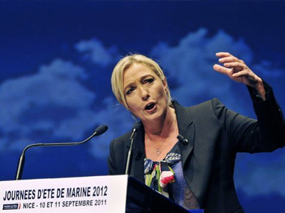 Πυρά Λεπέν προς κάθε κατεύθυνση εν όψει εκλογών