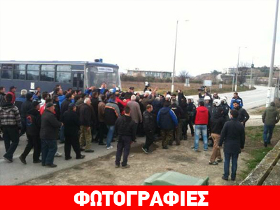 Ένταση στο μπλόκο του Λευκώνα Ένταση στο μπλόκο του Λευκώνα