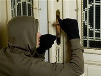 Τρόμος για ηλικιωμένη στον Ασπρόπυργο