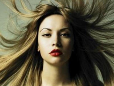 Λιπαρότητα στα μαλλιά σας; Υπάρχει λύση!