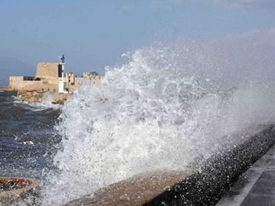 Σε ισχύ νέα μερική απαγόρευση απόπλου