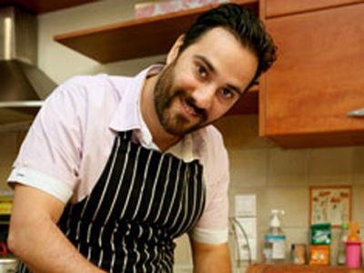 «Καρφώνει» τον Πετρετζίκη