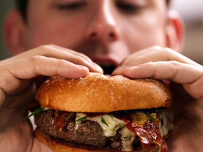 Γονιμότητα: Το fast-food εξασθενεί το σπέρμα