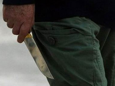 Απείλησε ανηλίκους με μαχαίρι