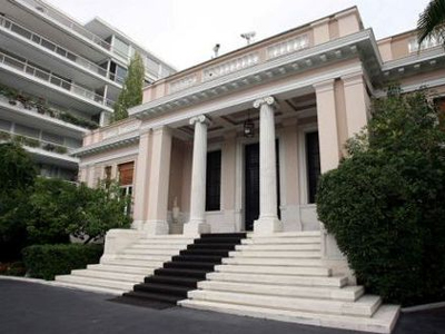 Απορρίπτουν σενάρια πρωθυπουργίας Κουβέλης – Κωνσταντόπουλος