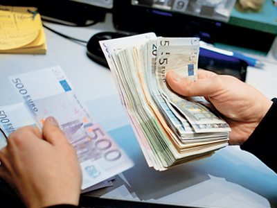 Έλεγχοι σε 354 μεγαλοκαταθέτες του εξωτερικού