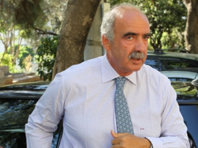 Οι σειρήνες της Βουλής καλούν τον Μεϊμαράκη