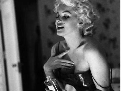 Η Chanel διαλέγει Μονρόε