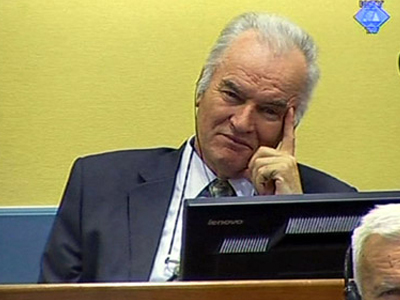 Μάρτυρας στη δίκη Μλάντιτς ο στρατηγός Μάικλ Ρόουζ