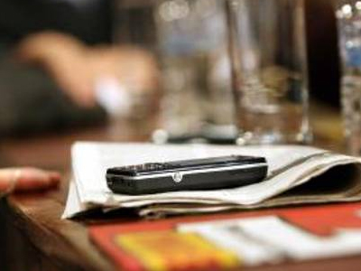 Έρχονται μειώσεις στα τιμολόγια της κινητής τηλεφωνίας