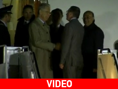 Η άφιξη του Μόντι στην Ουάσινγκτον για την G8