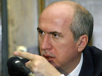 Παρέμβαση Μουζακίτη για τις απευθείας αναθέσεις στον χώρο της Υγείας