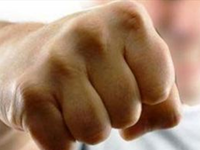 Χτύπησαν οδηγό για να τον ληστέψουν