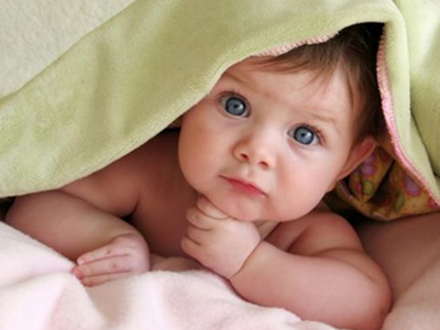 Τα μωρά αποκτούν συνείδηση από τον πέμπτο μήνα της ζωής τους