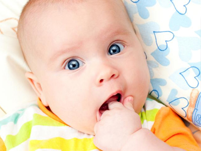 Τα πρώτα δόντια του μωρού