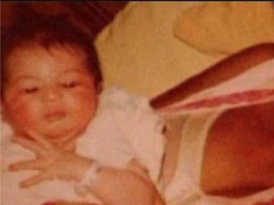 Αναγνωρίζετε το κοριτσάκι της φωτογραφίας;