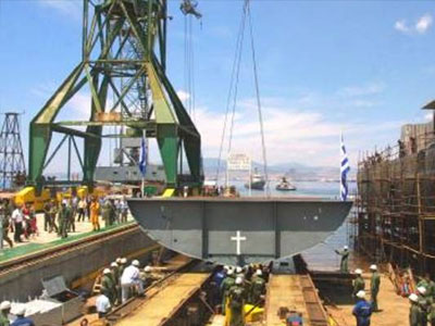 Σε αναζήτηση λύσης για τα ναυπηγεία