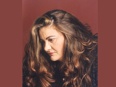 Η Νένα Βενετσάνου τραγουδά για «1000+1» πόλεις