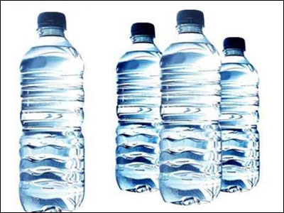 ICAP: Σε πτώση η κατανάλωση εμφιαλωμένου νερού