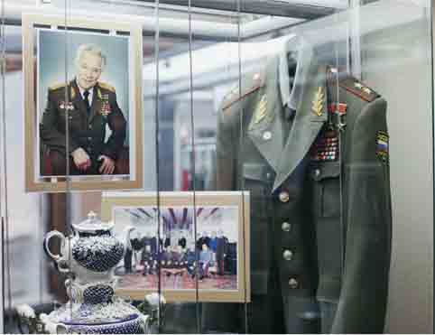 H στολή του Καλάσνικοφ