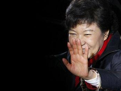 Ν. Κορέα: Προτεραιότητα της προέδρου η εθνική ασφάλεια