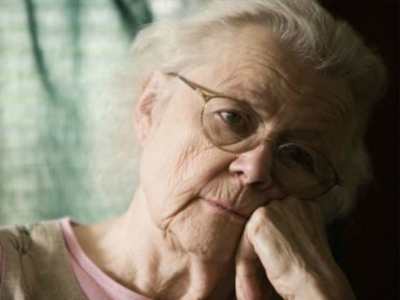 Η κοινωνική απομόνωση αυξάνει τον κίνδυνο πρόωρου θανάτου των ηλικιωμένων