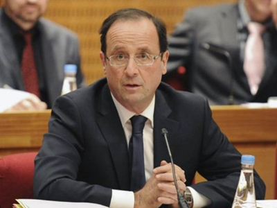 Ο Ολάντ χαιρετίζει τη συμφωνία για την Ελλάδα