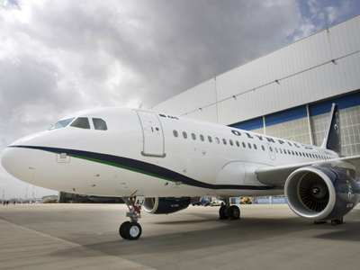 Η Olympic Air σας εύχεται χρόνια πολλά με ειδικές τιμές