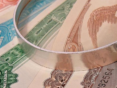 Bloomberg: «Η Ελλάδα βρίσκεται κοντά στον στόχο της»