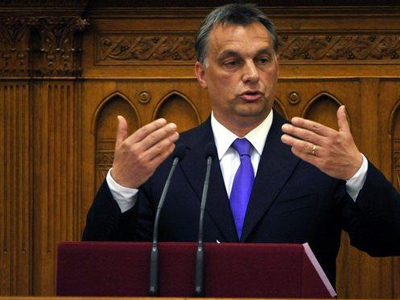 «Υπερήφανος» για το νέο Σύνταγμα ο Β. Ορμπάν