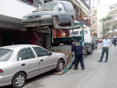 «Σκούπα» για τα εγκαταλειμμένα οχήματα