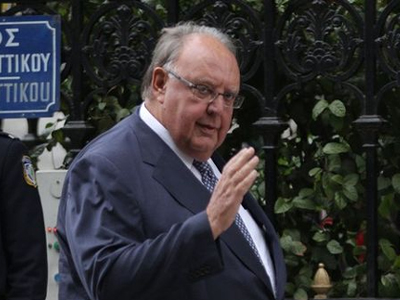 Πάγκαλος αγνοεί