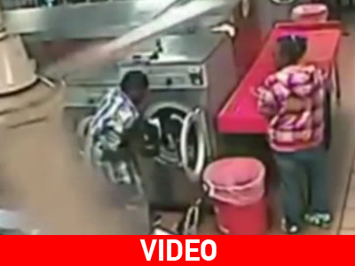 Η.Π.Α.: Έβαλε το παιδί του σε πρόγραμμα ταχείας… πλύσης! Η.Π.Α.: Έβαλε το παιδί του σε πρόγραμμα ταχείας… πλύσης!