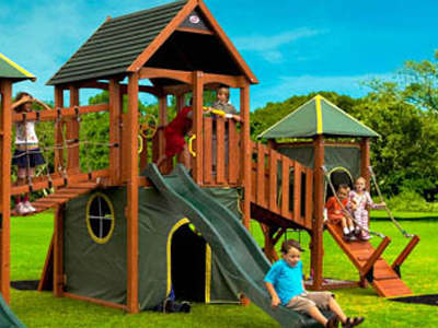 Τρεις νέοι παιδότοποι δημιουργήθηκαν σε Μαραθώνα – Νέα Μάκρη