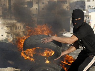 Συγκρούσεις Παλαιστινίων – αστυνομικών στην Ιερουσαλήμ