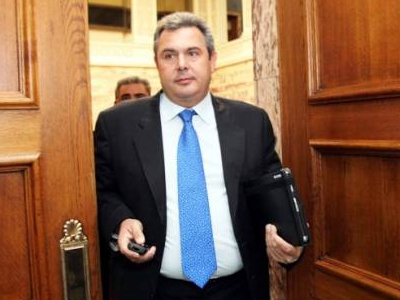 Θέλουν να «κάψουν» τον Καμμένο