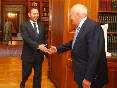 Συνάντηση Παπούλια με Στουρνάρα