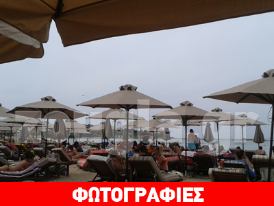 Γέμισαν οι παραλίες της Γλυφάδας