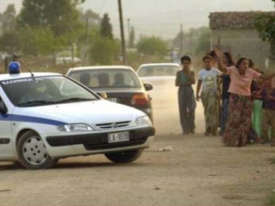 Πάτρα: Κατεδαφίζουν καταυλισμό Ρομά