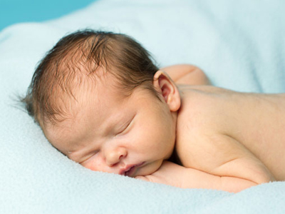 Ποιοι κίνδυνοι υπάρχουν για τα νεογέννητα παχουλά κοριτσάκια;