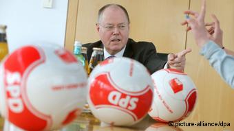 Αύριο, στην ίδια εκπομπή η σειρά του Πέερ Στάινμπρουκ 