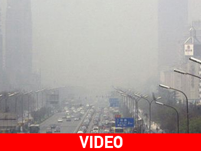 Πεκίνο: Έκτακτα μέτρα για τον περιορισμό του νέφους Πεκίνο: Έκτακτα μέτρα για τον περιορισμό του νέφους