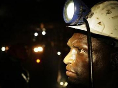 Περού: Αναστέλλουν τις κινητοποιήσεις τους οι χρυσωρύχοι