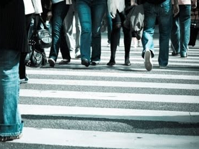 Το αργό και ασταθές περπάτημα «δείχνει» Αλτσχάιμερ