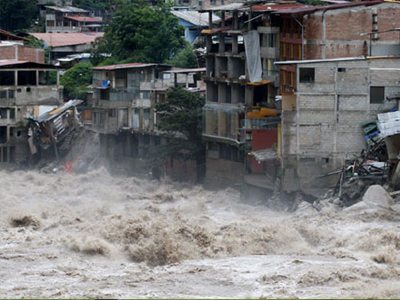 Νεκροί και καταστροφές από τις πλημμύρες στο Περού